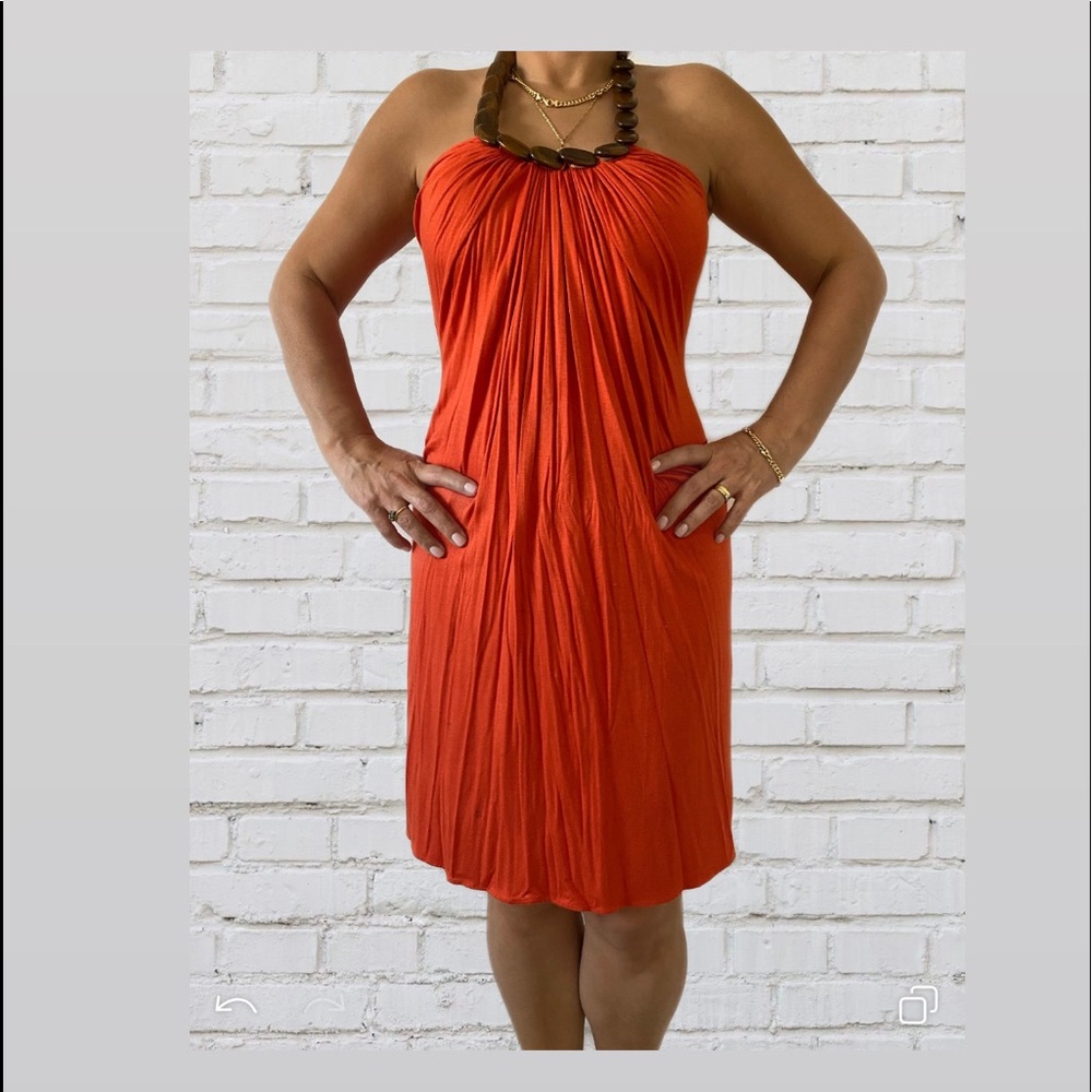 Cute Hawaiin dress perfect for the beach 🏖